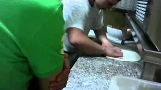 Learning pizza the Neapolitan way