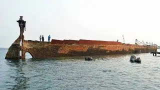 WW2  shipwreck  refloated  by  Sri Lanka  navy