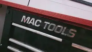 The Blackthumbs: race trailer update : building a top to the toolbox and other stuff.