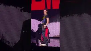 The way he flexes those muscles🔥 #taeyong #nct #tytrack #leetaeyong #nct127 #concert #fancam #kpop