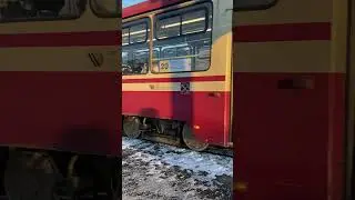 Спокойный 5007 по 61 с улыбчивым водителем и гоночная двадцатка 0685 ! #санктпетербург #трамвай