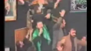 Imam chiite hyst&eacute;rique & &eacute;gar&eacute;