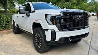 **2024 NEW BODY STYLE** GMC 2500HD DENALI ULTIMATE  on 37&rdquo; Nitto Trail Grappler tires