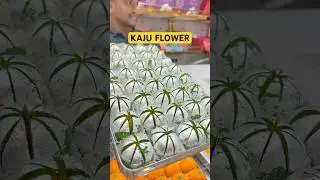 Kaju Flower sweet at Estaa Sweets in Bangalore #kajuburfi #sweets #foodiesofbangalore #estaasweets