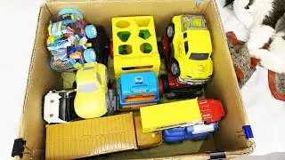 Miniature Car Racing! Emergency Driving Test! Driving on a Downhill Track