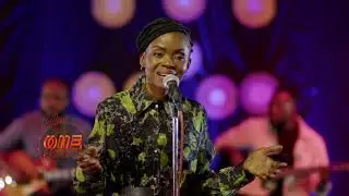 MIDJO KAYEMBE DANS ONE ACOUSTIC 3.0
