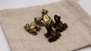 Pure Brass Frog Figurine Miniature Handmade Vintage Animal Toad Tea Pet Ornament