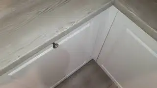 Bucatarie Mdf vopsit cu frezare si cornișa