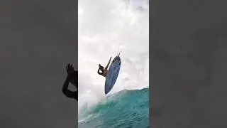 Air reverse 🏄🏽&zwj;♂️🌊 #surfing #blastoff #air #surfingbarbados #goproaction #photooftheday