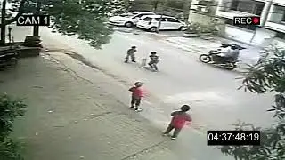 Live child kidnapping CCTV footage