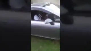 La Lewis exposed hisself December 2017