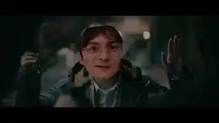 Michael Reeves as Riddler