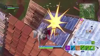 MY CRAZY BUILDING FIGHT! PS4 CLAW PLAYER