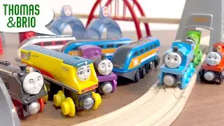 Thomas & Brio Wooden Railway / Smart Tech Sound Action Tunnel Original Course