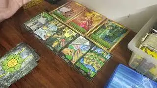 🥰WHO IS MISSING YOU AND WHY 🥰 HINDI-URDU TAROT 💖#missingyou #divinelyguided7777 #tarot