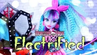 Monster High Electrified - Twyla - Doll Review - 4K