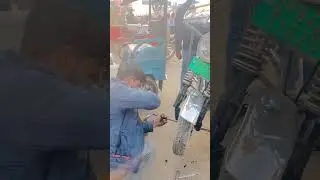 e rickshaw soccer repairing 🛠️🛞🛺👍#ytshorts #toto#youtubeshorts #erickshaw#rickshaw#viral#short ￼