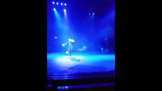Hector fr&iacute;as malabarista atayde hnos