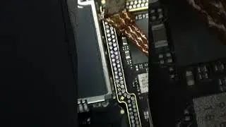 Clean the Bonding Pads of iPhone XS Max #Shorts