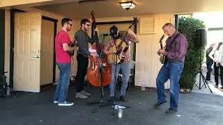 SLOpickers - In the Gravel Yard