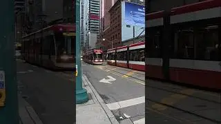 Toronto Canada 🇨🇦 Winter Walk ( Urdu vlog ) کینیڈا کے شہر ٹورنٹو میں انتہائی سرد موسم میں واک