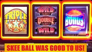 Обожаю этот игровой автомат Skee Ball Cash! Игровой автомат Triple Double Jackpot Wild Blazing 77...