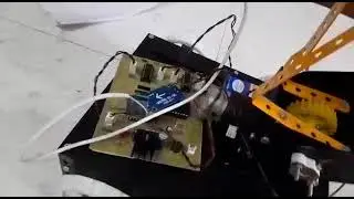 ELECTRONICS FINAL YEAR PROJECT ( BOMB DETECTION AND DISPOSAL ROBOT)