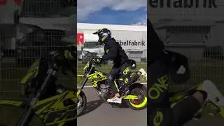 #supermoto #shorts #fantic125 #wheelie #125ccm #4t