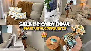 SALA DE CARA NOVA 😍| MONTEI AS MESINHAS | NOVA DECORAÇÃO | FAXINA CAPRICHADA ✨
