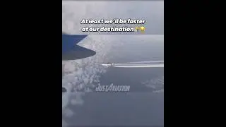 2 planes challeging each other for a race🏁🔥😂