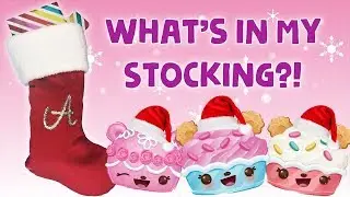 What's In My Stocking 2017! Inside MandaPanda's Christmas Stocking