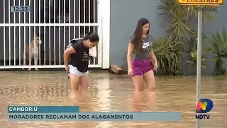 Moradores reclamam dos alagamentos em Camboriú