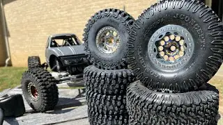 CAPRA 2.2 Tire Test! JConcepts Scorpio Vs Pro-Line Hyrax. Both w/ SL3D Squid&rsquo;n&rsquo;certs