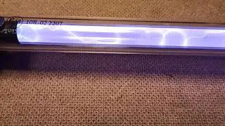 Liquid neon plasma tube
