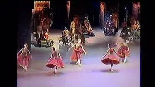 La Bayadère (2/5) Minkus-Nureyev avec Ghislaine Fallou, Claire-Marie Osta, Yann Bridart