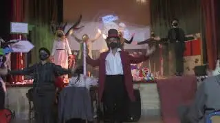 MUSICAL: CHARLIE Y LA FÁBRICA DE CHOCOLATE