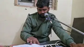 Sang chade veer hanuman devta sara. संग चढ़े वीर हनुमान देवता सारा।