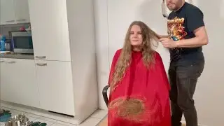 Makeover haircut! Cutting very long hair into a layered shape doing a dry cut and wet cut