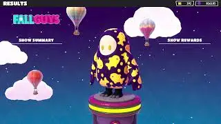 I'm 2 crowns away from the Golden Chicken top!!! (Fall Guys)