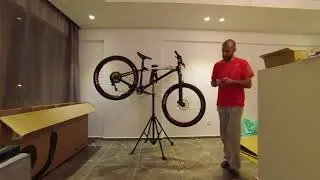 Unboxing and building Vitus Sentier VRX 2018 (fast motion clip)
