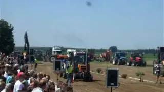 Renault 85-12 ts van hansje op trekkertrek in zuid beijerland