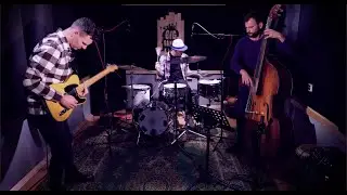 Alexander Logozarov Trio - My Tree Hollow