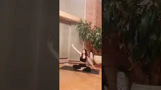 Общеукрепляющая практика Хатха Йоги для начинающих, в рамках стажировки в Академии.