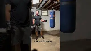 TANK DAVIS POWER ON THE HEAVY BAG!
