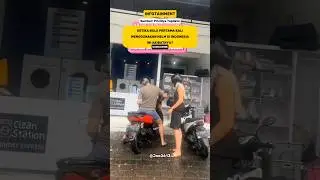 Is a foreigner the first to wear a helmet in Indonesia? #infotainment #reactiontowhites #viralvid...