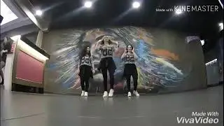 Otilia song and dance