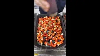 Asian food show 铁板小龙虾