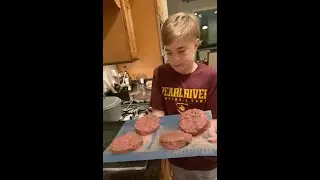 Let&rsquo;s Grill Some Burgers!! Pampered Chef Deluxe Electric Grill & Griddle! 🥳🥳🥳