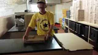 Wiltinger ist schnellster Pizzakarton-Falter der Welt
