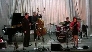 Cynthia Sayer ft Dan Levinson:  Live in Berlin
